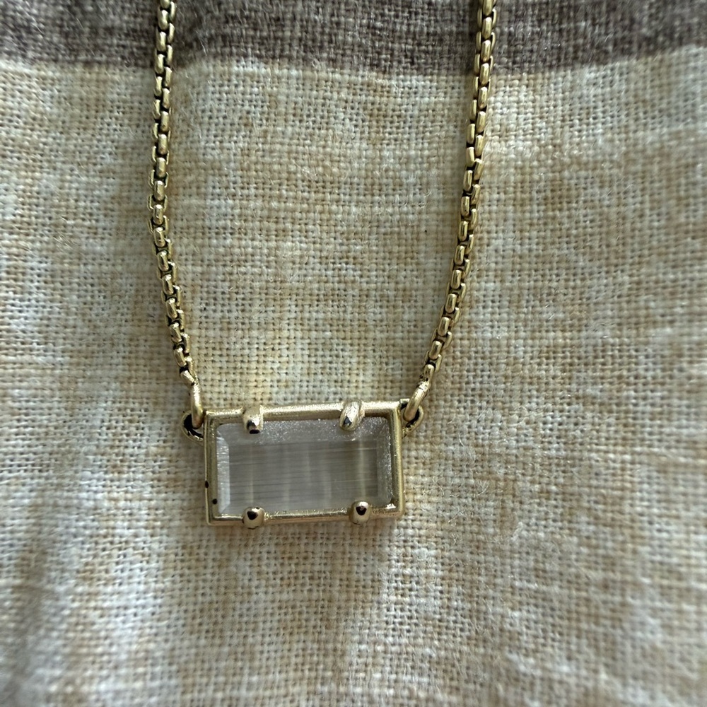 Kendra Scott Pattie Pendant Necklace